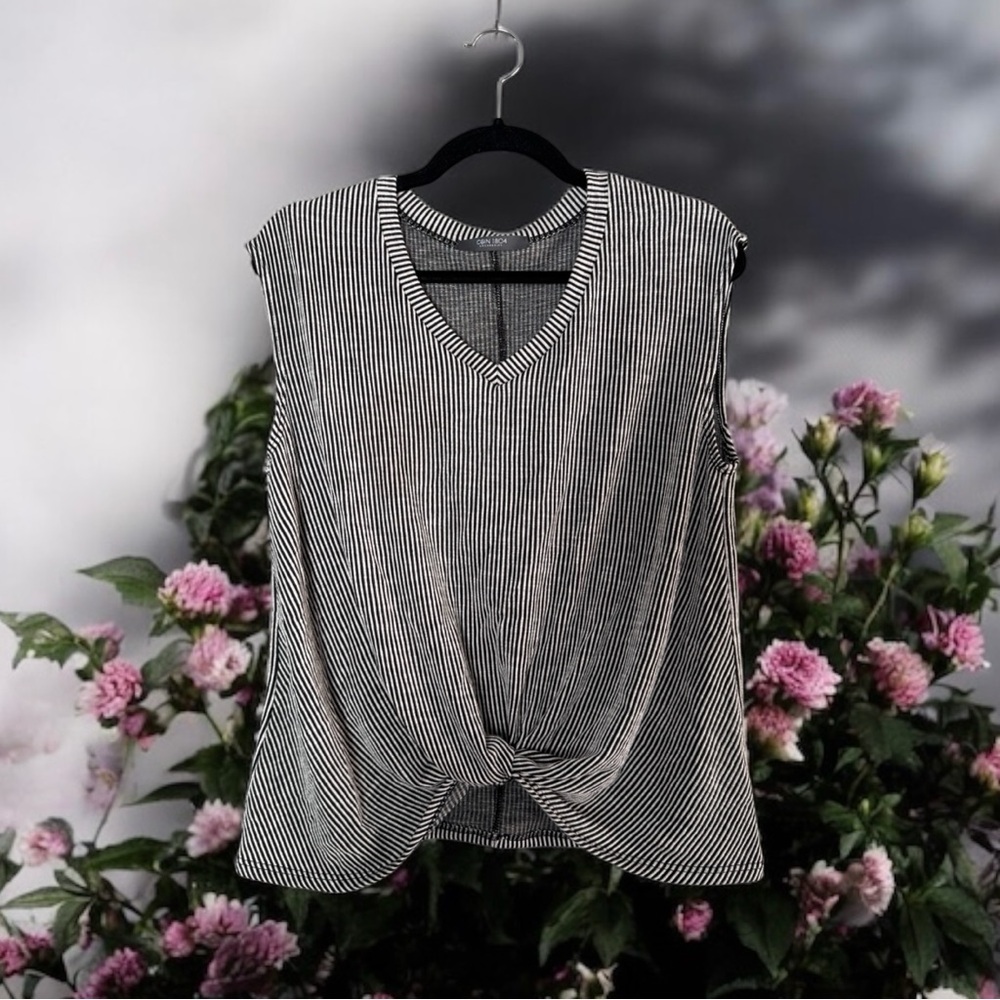 COIN 1804 Black & White Striped Tank Top